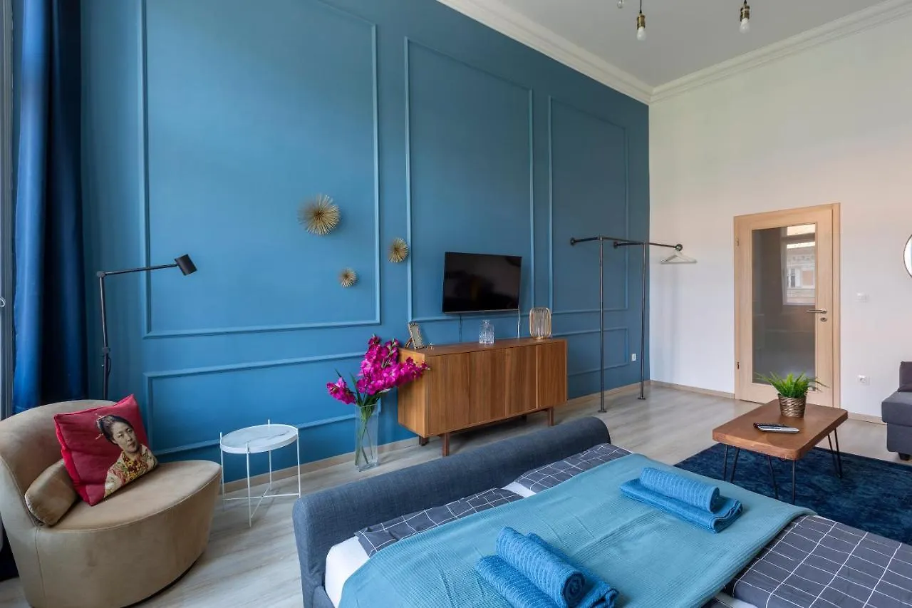 Apartment Deluxe Downtown Home By Elisabeth Budapest Hungary