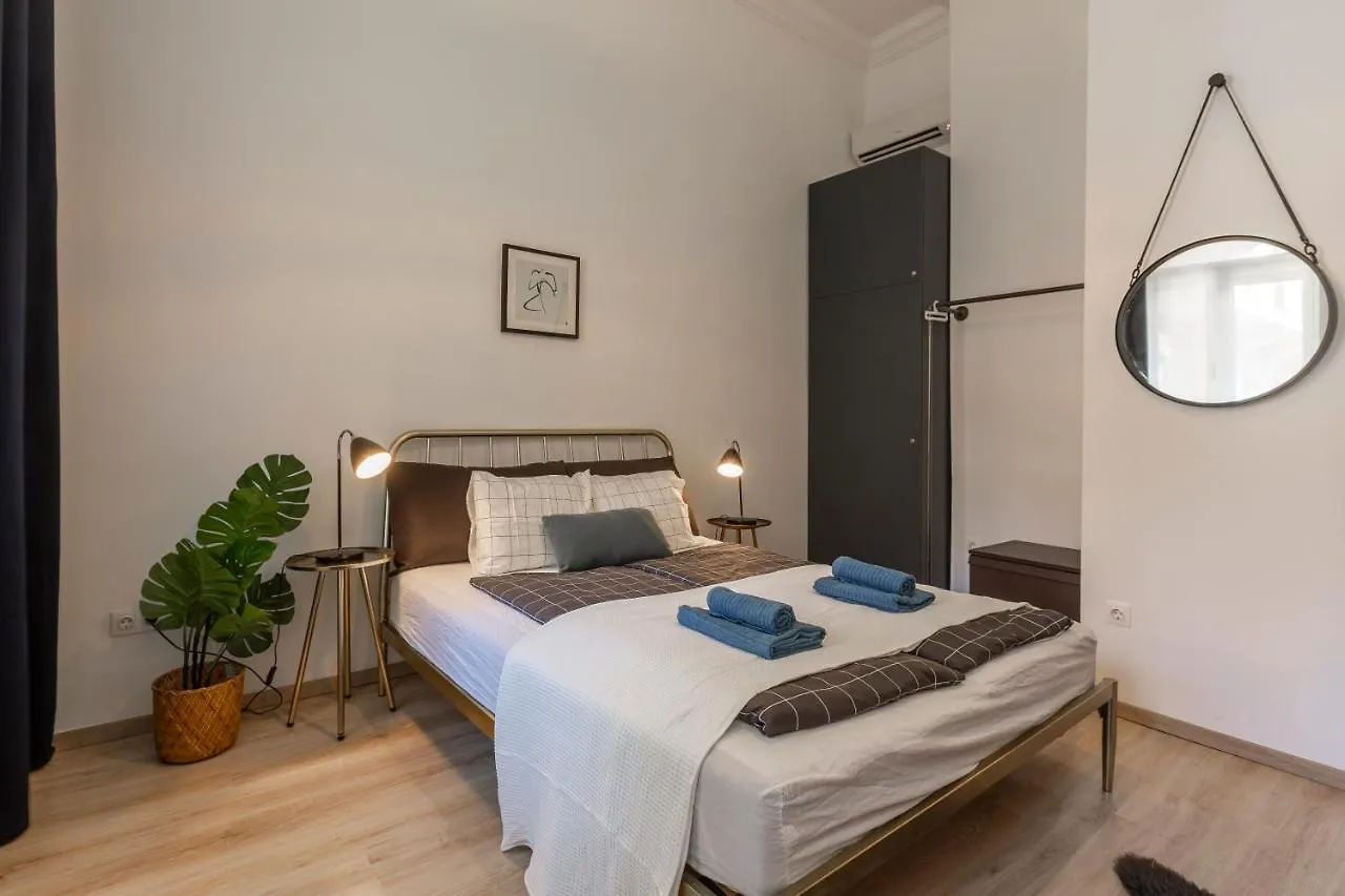 Deluxe Downtown Home By Elisabeth Budapest