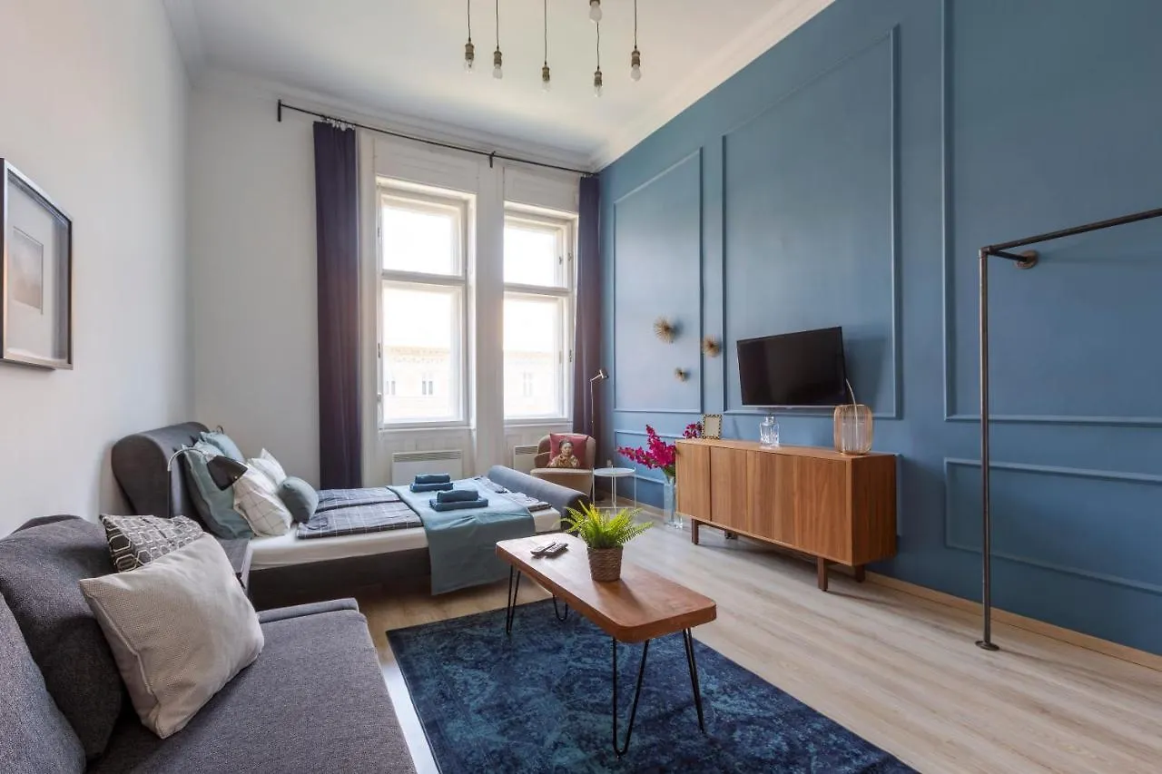 Apartment Deluxe Downtown Home By Elisabeth Budapest